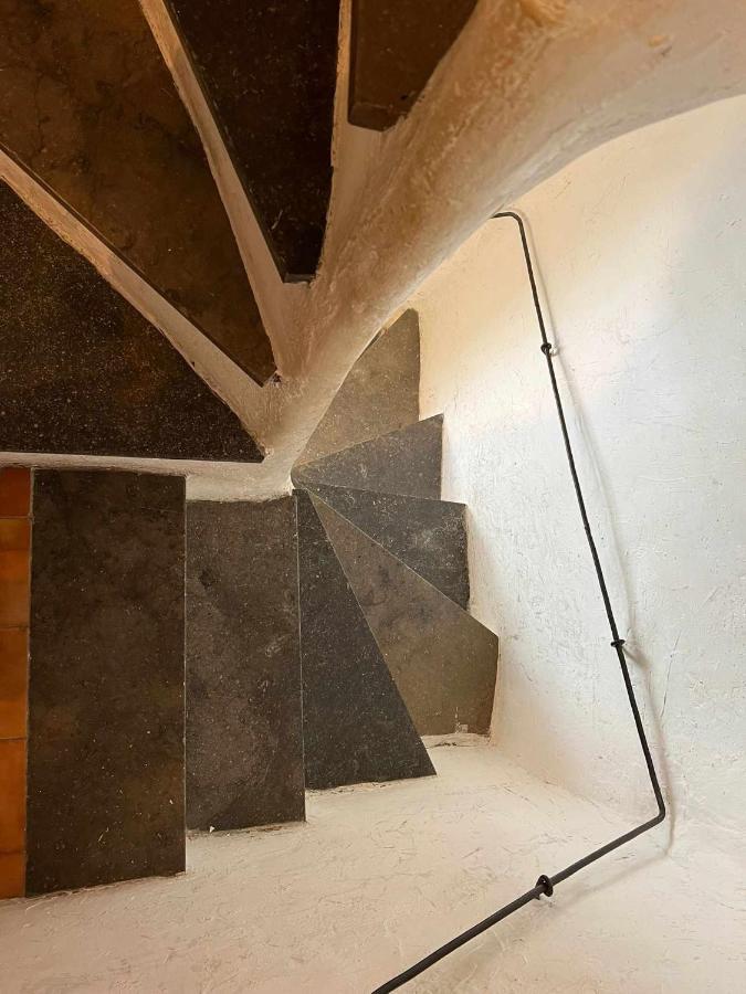 Romantic Duplex With Terrace And Great Views 지로나 외부 사진